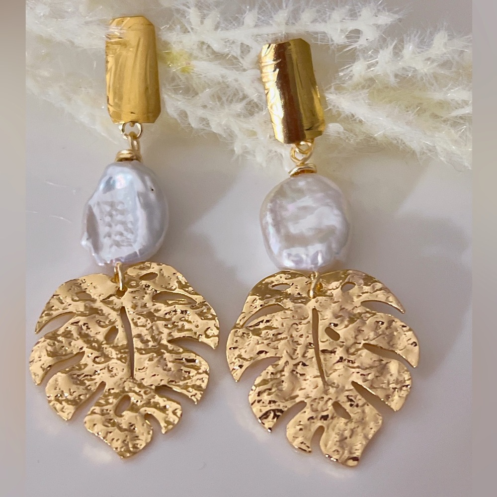 Baroque Coin Pearl Monstera Leaf Earrings